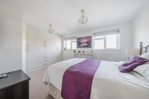 Storrington Hill Road, Hindhead, GU26 6QW