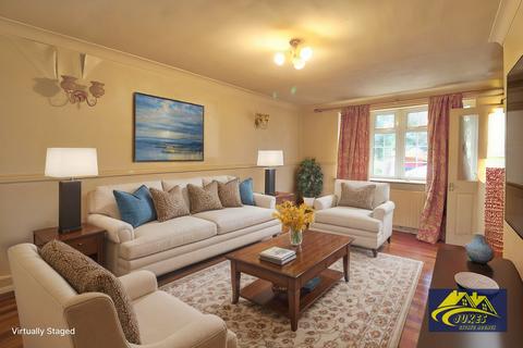 2 Lea View, Waltham Abbey, EN9 1BJ