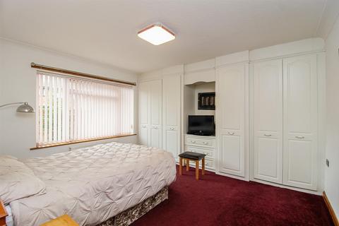 106 Pinderfields Road, Wakefield, WF1 3PL