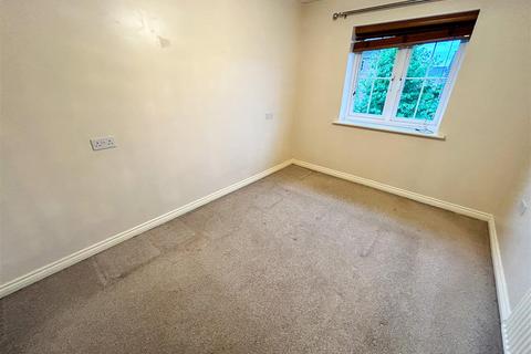 43 The Breeze, Brierley Hill, DY5 3AG