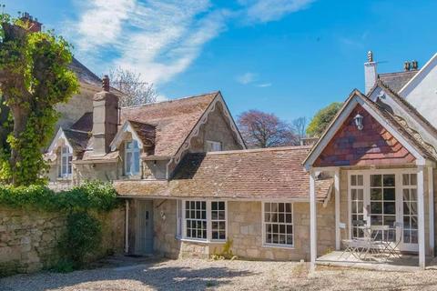 4 bedroom semi-detached house to rent, Bonchurch Village Road, Ventnor