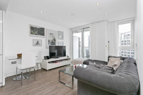 1 bedroom apartment to rent, Altitude Point, London E1