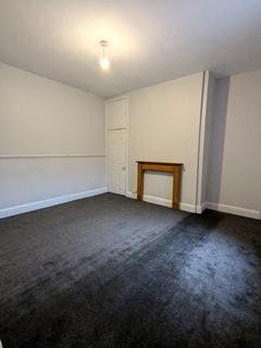 4 bedroom terraced house to rent, Durham SR7