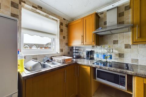 1 bedroom apartment for sale, St. Andrews Court, St. Andrews Road North, Lytham St. Annes, FY8