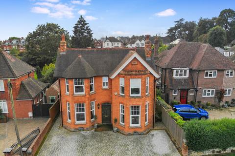 4 bedroom detached house for sale, Upper Queens Road, Ashford TN24