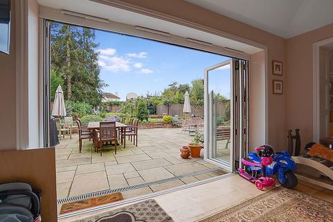 14 Upper Queens Road, Ashford, TN24 8HF