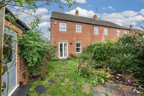 3 bedroom end of terrace house for sale, Aylesbury,  Buckinghamshire,  HP19