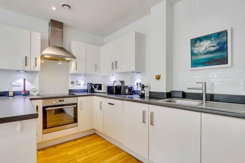 Flat 5, Westwood House, 47 Old Devonshire Road, London, SW12 9RF