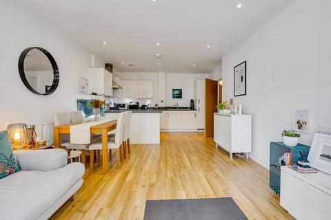 Flat 5, Westwood House, 47 Old Devonshire Road, London, SW12 9RF