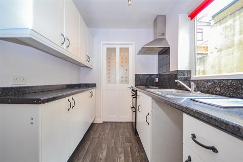 3 bedroom terraced house to rent, Railway Terrace, Brotton