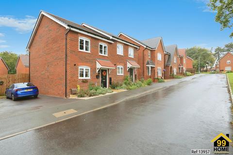 18 Gittins Park, Wombourne, Wolverhampton, WV5 0NR
