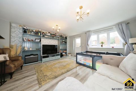18 Gittins Park, Wombourne, Wolverhampton, WV5 0NR