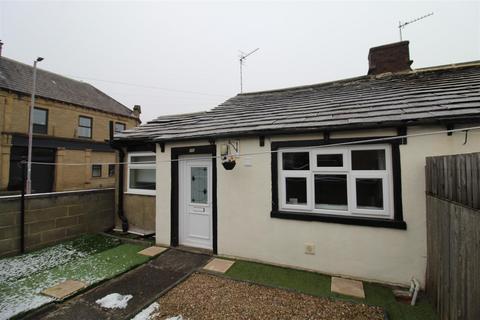 1 bedroom bungalow to rent, Knowle Lane, Wyke, Bradford