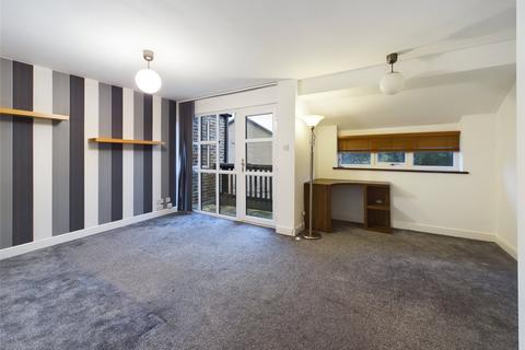 1 bedroom apartment for sale, Courtney Park Road, Langdon Hills, Basildon, Essex, SS16