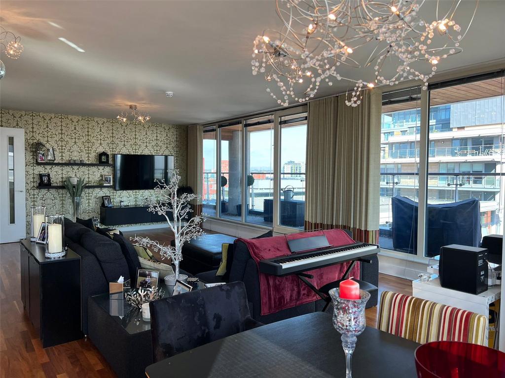 Leftbank, Manchester, Greater... 2 bed apartment to rent £1,900 pcm