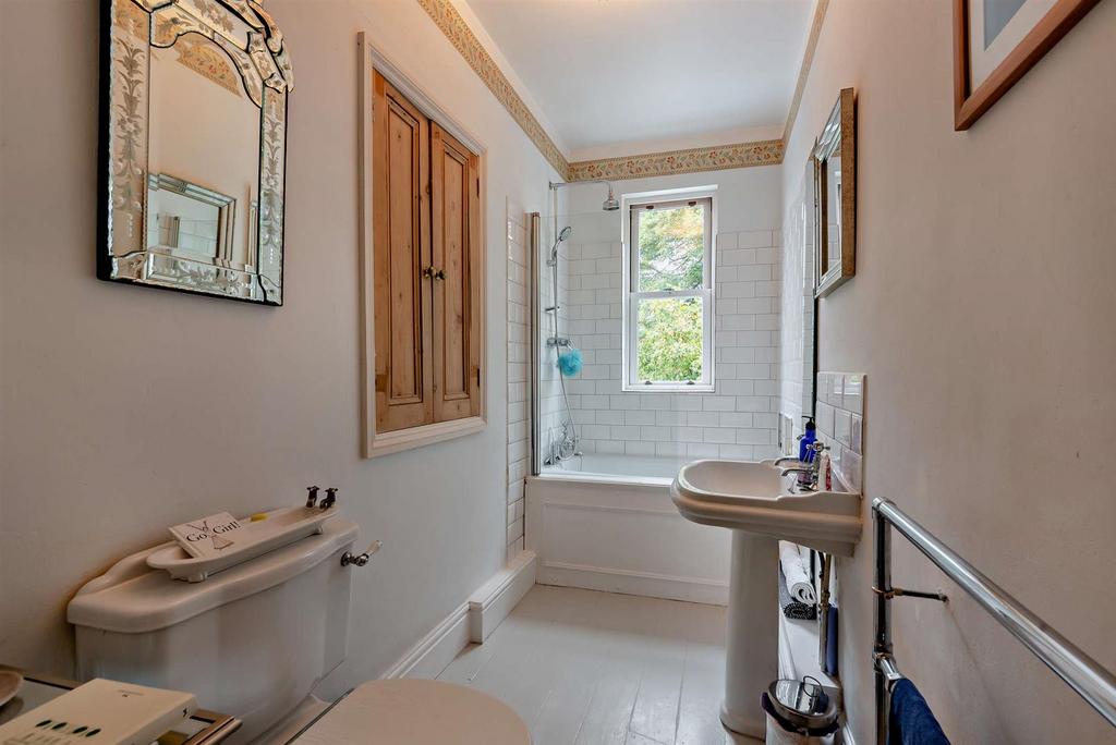 8625900-interior02-800.jpg