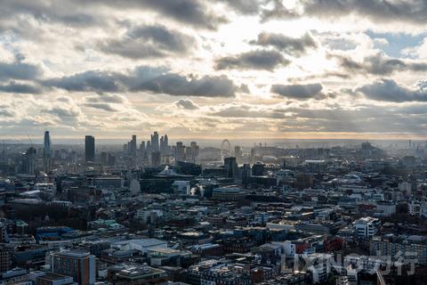 3 bedroom apartment for sale, City Road, Old Street, EC1V 2AG