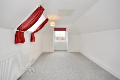 4 bedroom flat for sale, Silverdale Road, Eastbourne