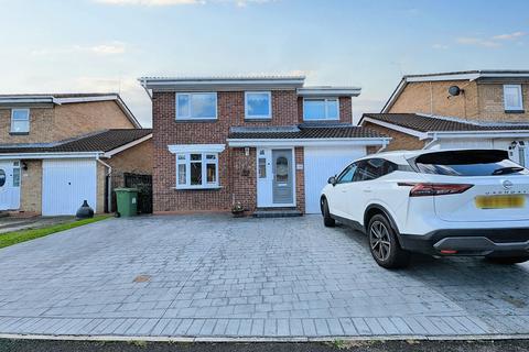 4 bedroom detached house for sale, The Cornfields, Hebburn, NE31