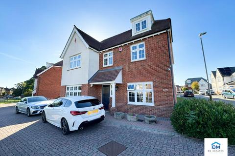 5 bedroom detached house for sale, Hadstock Close, Leicester LE5