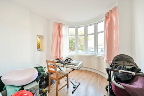 2 bedroom flat for sale, Kingston Road, New Malden, KT3