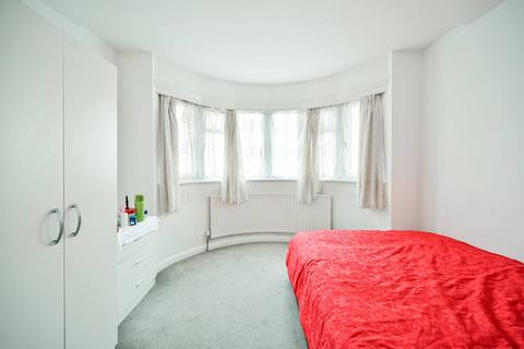 1 bedroom flat for sale, Kingston Road, New Malden, KT3