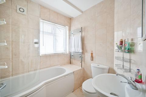 1 bedroom flat for sale, Kingston Road, New Malden, KT3