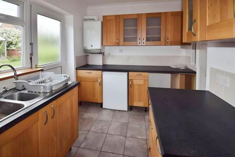 2 bedroom semi-detached bungalow to rent, Burtondale Road, Scarborough, North Yorkshire