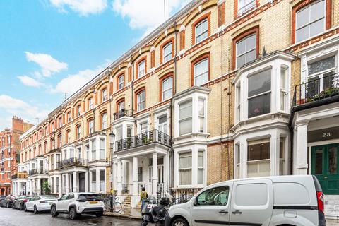 3 bedroom flat to rent, Cheniston Gardens, High Street Kensington, London, W8