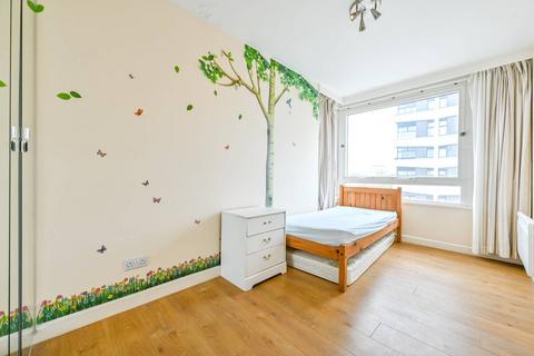 2 bedroom flat for sale, The Water Gardens, Westminster, London, W2