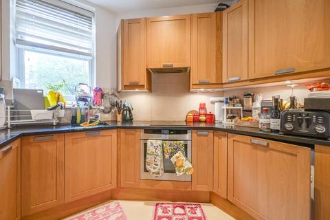 2 bedroom flat for sale, Haselbury House, Marylebone, London, W1U