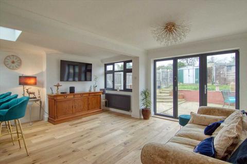 2 bedroom bungalow for sale, Brightlingsea CO7