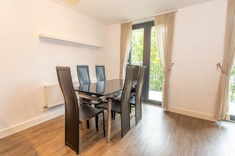 2 bedroom apartment for sale, Albatross Way, Canada Water, London, SE16