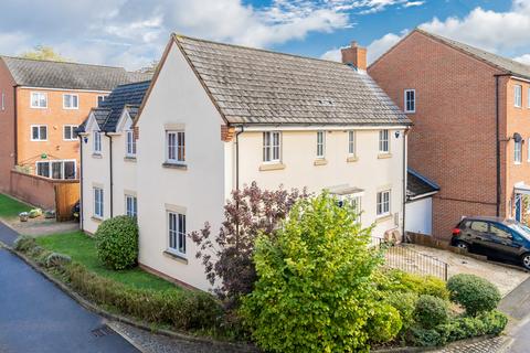 4 bedroom detached house for sale, Downing Close, Old Bletchley, Milton Keynes, Buckinghamshire