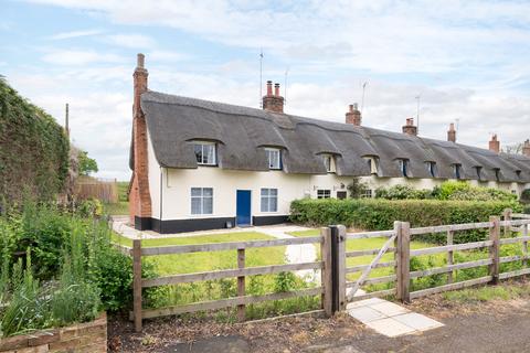 2 bedroom cottage to rent, Melchbourne, Bedford MK44