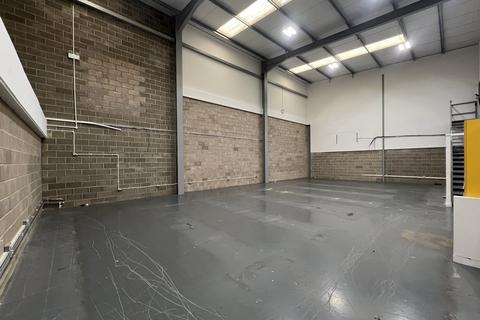 Warehouse to rent, Voyager Park, Unit E10, Portfield Road, Portsmouth, PO3 5FL