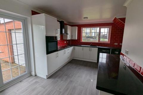 3 bedroom semi-detached house to rent, Thornley DH6