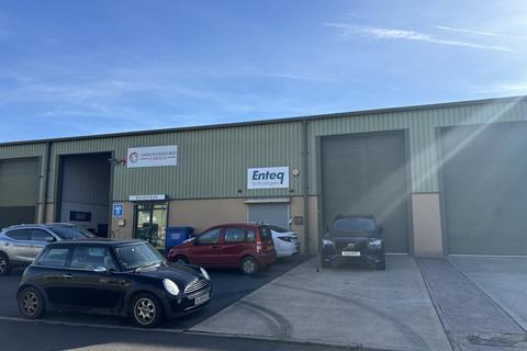 Industrial unit to rent, Unit 6 Coln Park Industrial Estate, Andoversford, Cheltenham, GL43 4LB