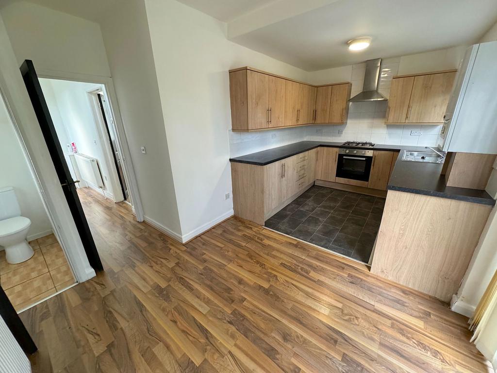 Burnage Lane, Manchester M19 3 bed semidetached house for sale £300,000