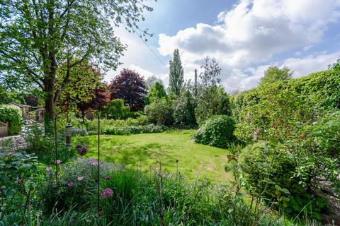 4 bedroom detached house to rent, High Street, Whixley