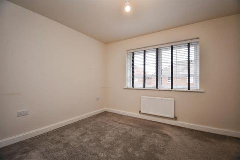 2 bedroom terraced house for sale, Banks Drive, Hessle