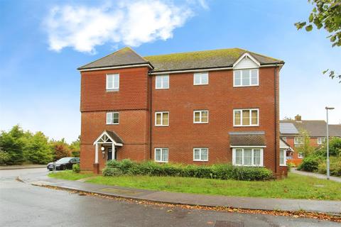 2 bedroom flat for sale, Great Easthall Way, Sittingbourne