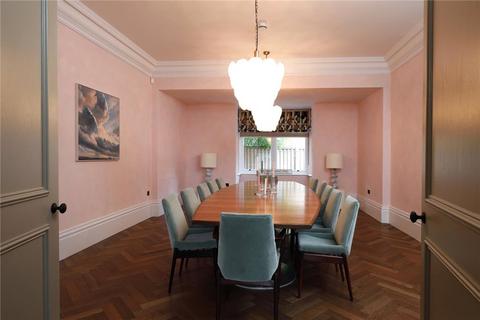 30 Parkside, London, SW19 5NB