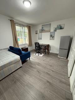 undefined, Lampton Road, Hounslow TW3