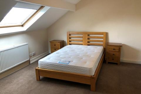 1 bedroom terraced house to rent, at Sheffield, 193a, Whitham Road S10