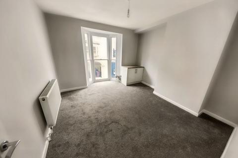 undefined, Aberdare CF44