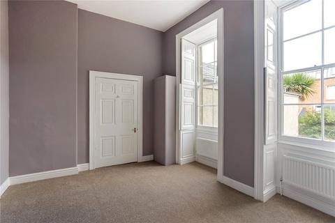 2 bedroom apartment to rent, Royal York Crescent, Bristol, Somerset, BS8