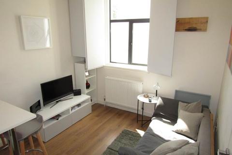 1 bedroom flat to rent, Western Road, Brighton BN1