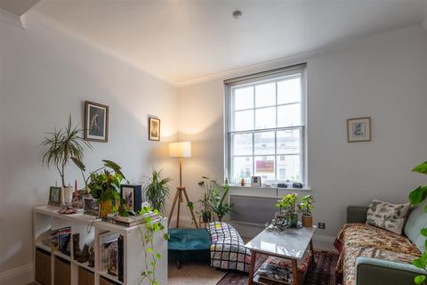 Apartment 7, 162a Parade, Leamington Spa, CV32 4AE