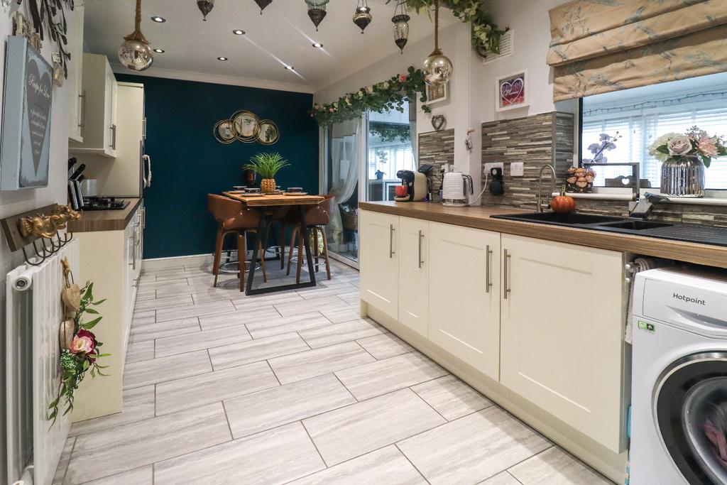 Filberts, King's Lynn, Norfolk, PE30 3 bed terraced house for sale £